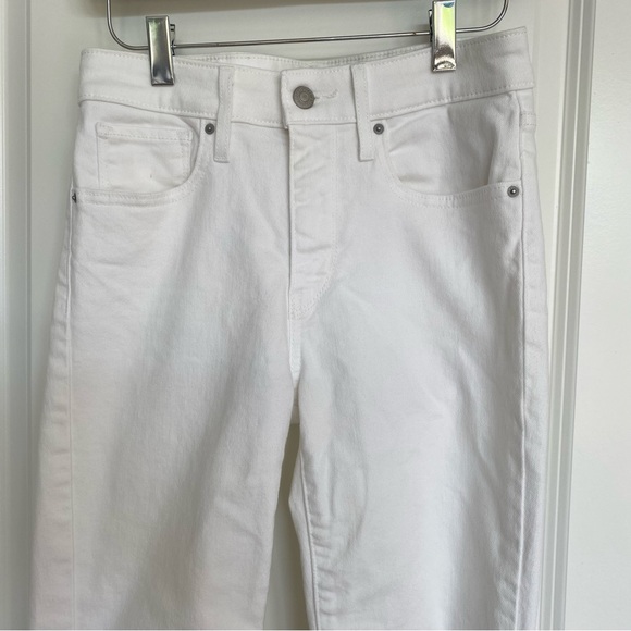 Levi’s 721 HIGH RISE SKINNY WOMEN'S JEANS. White. - Picture 11 of 12